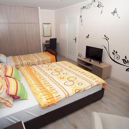 Park Apartman Aranđelovac Exterior foto