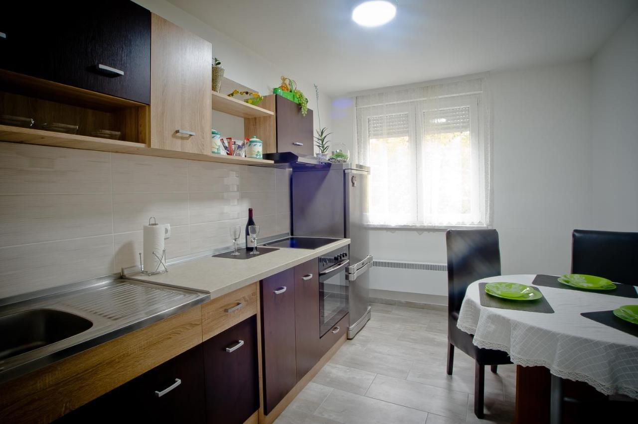 Park Apartman Aranđelovac Exterior foto
