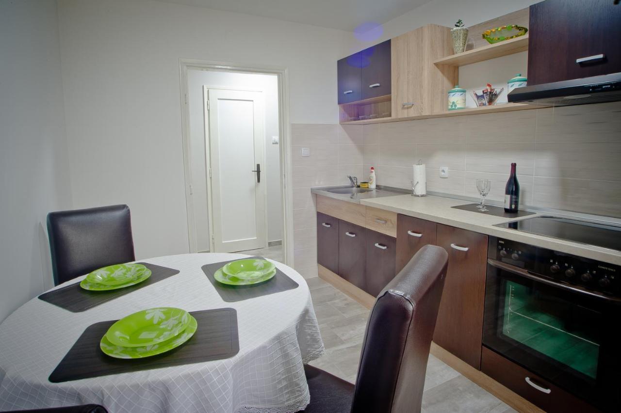 Park Apartman Aranđelovac Exterior foto