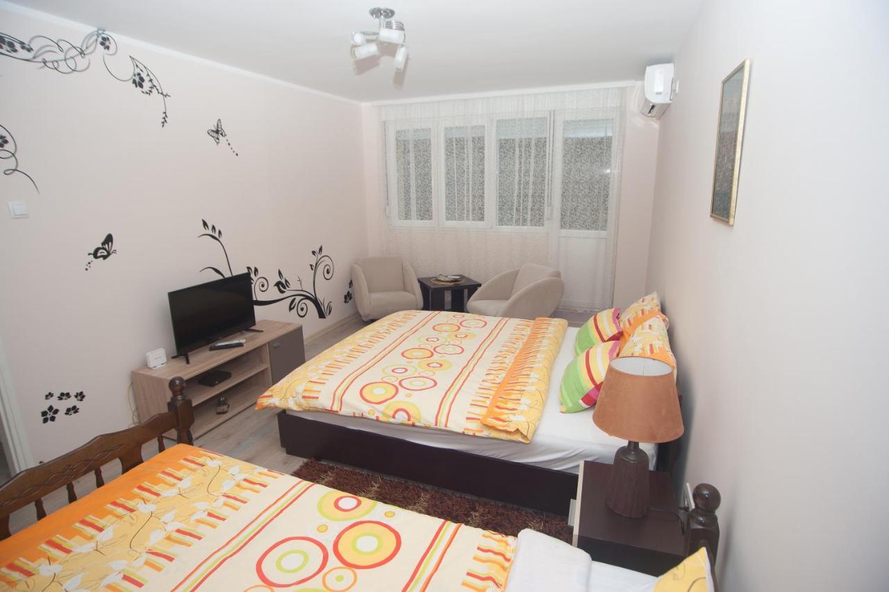 Park Apartman Aranđelovac Exterior foto