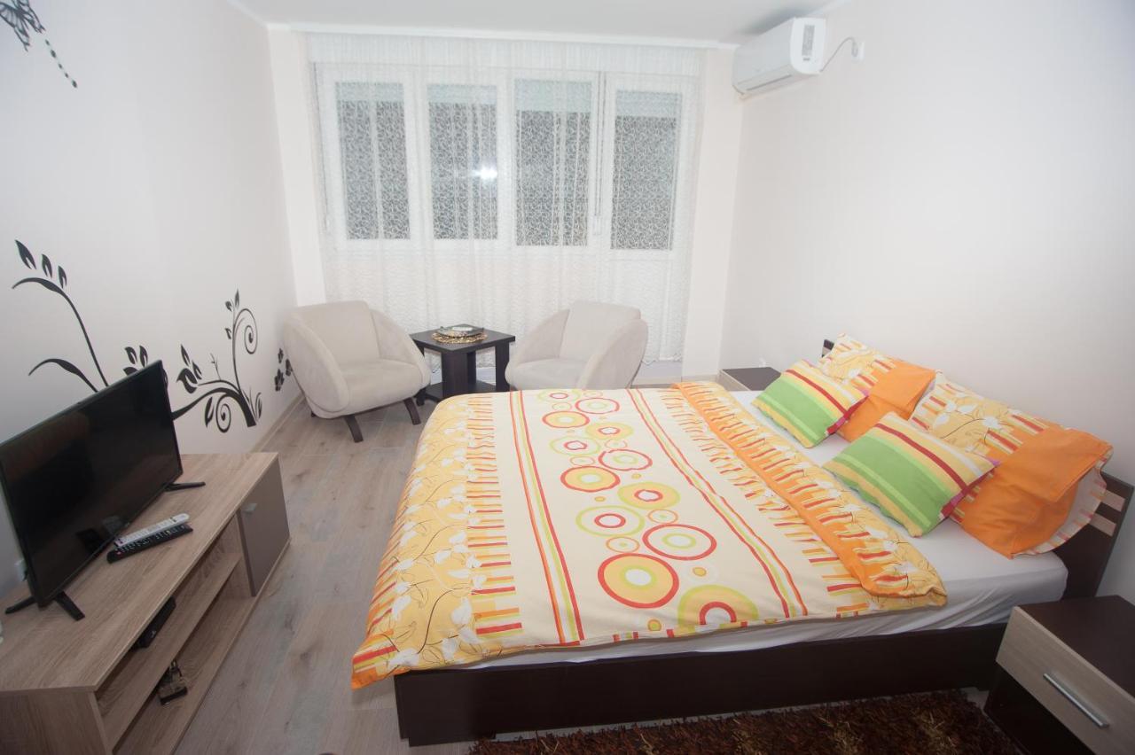 Park Apartman Aranđelovac Exterior foto
